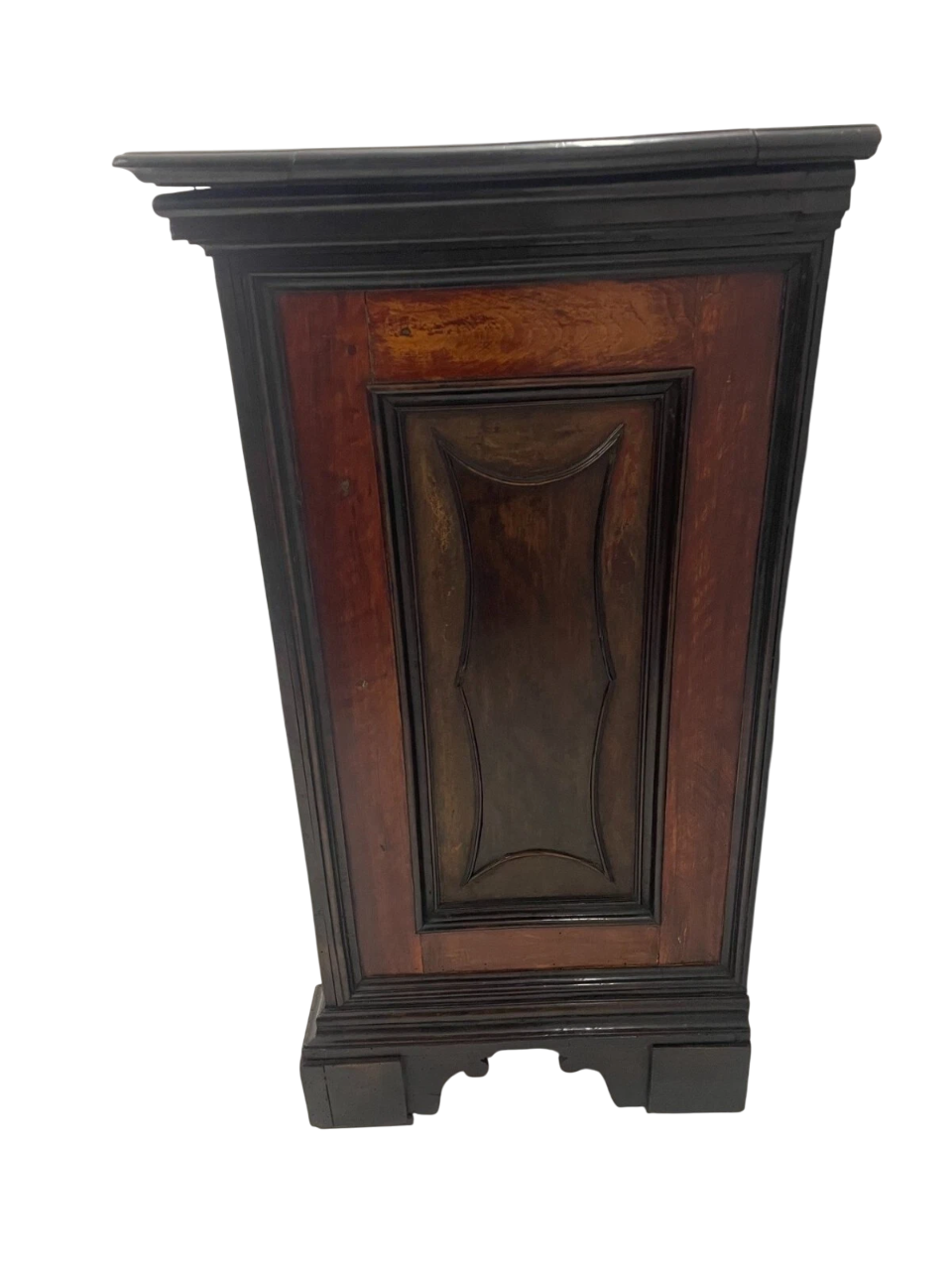 17th-18th century Italian Baroque chest of drawers in walnut and ebonized wood with original hardware