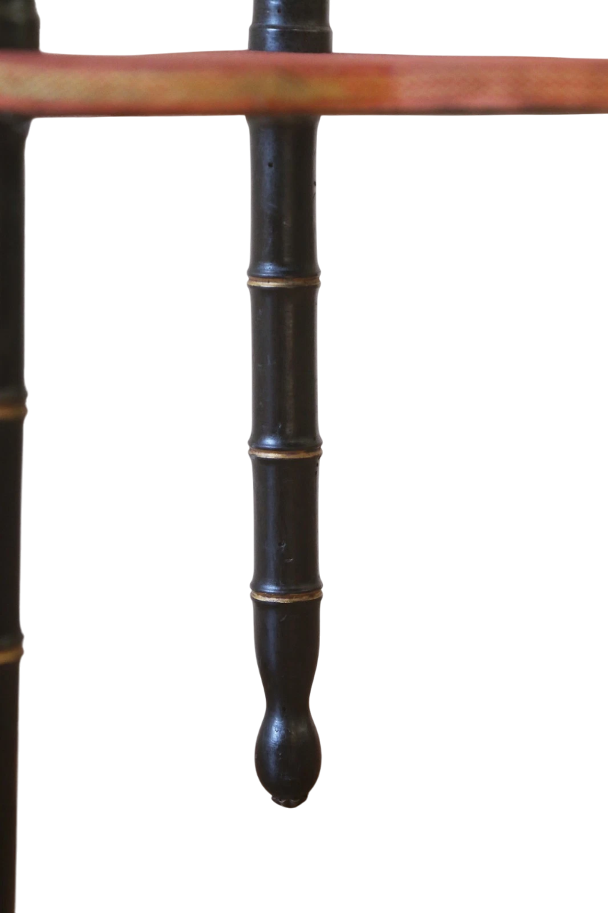 19th-Century Corner Étagère (1850–1900) with Ebonized Turned Columns and Three-Tier Serpentine Shelves