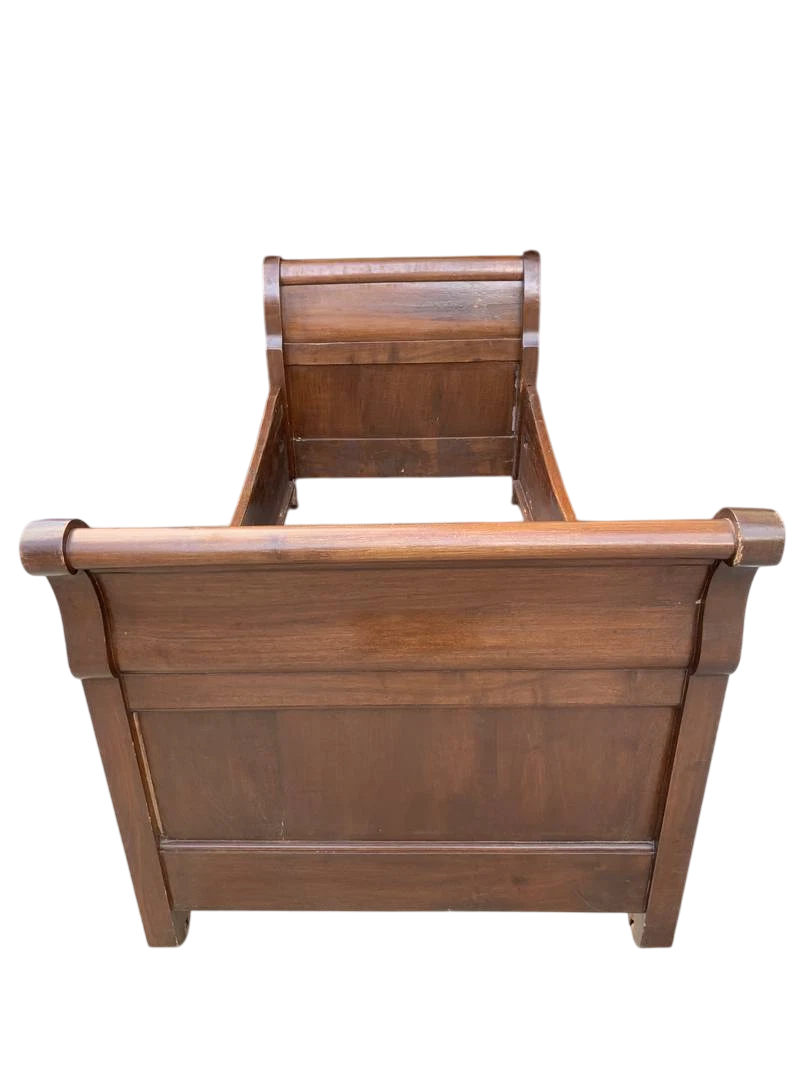 19th-Century Carlo X Walnut Sleigh Bed with Original Casters – Italian Antique (c. 1825–1835)
